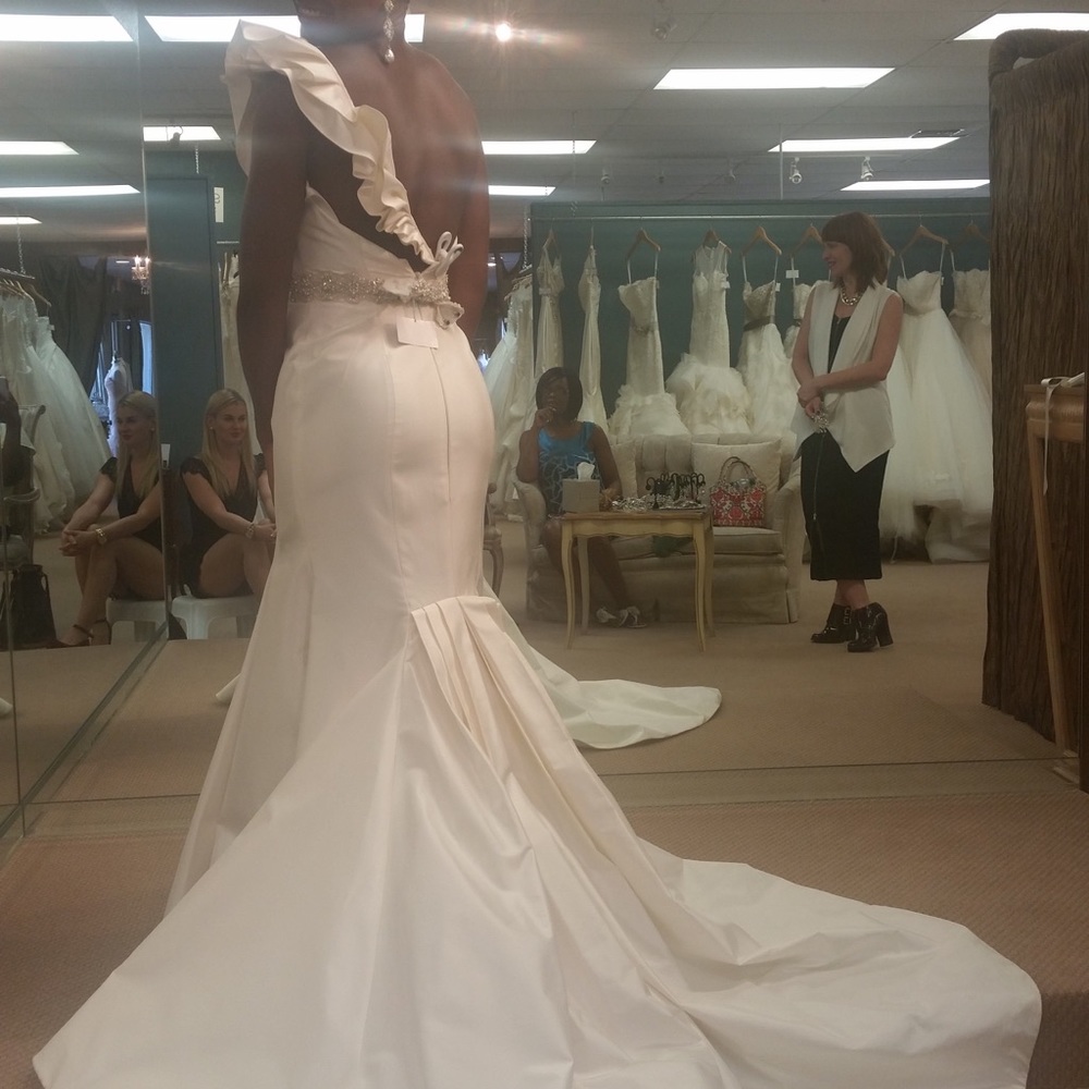 Romona Keveza one shoulder flare gown - Picture 3 of 8